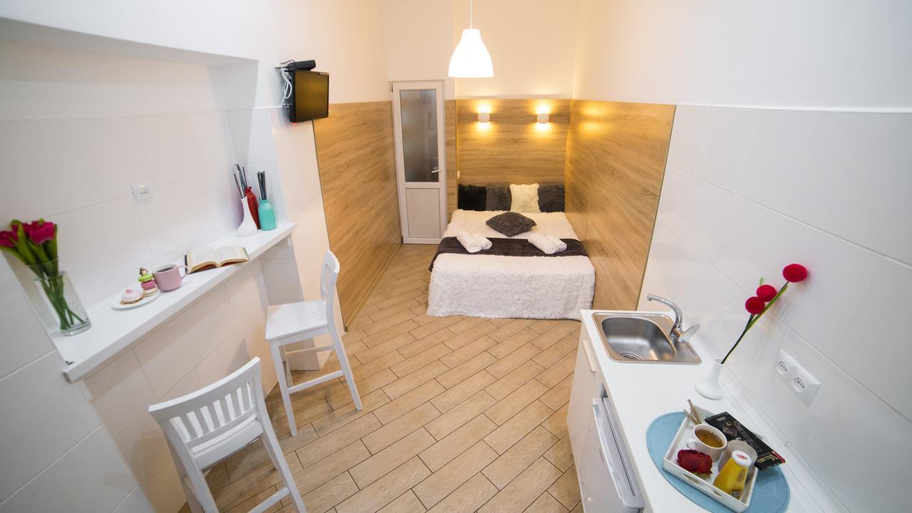 Smart Apartment On Filatova Lviv Eksteriør bilde
